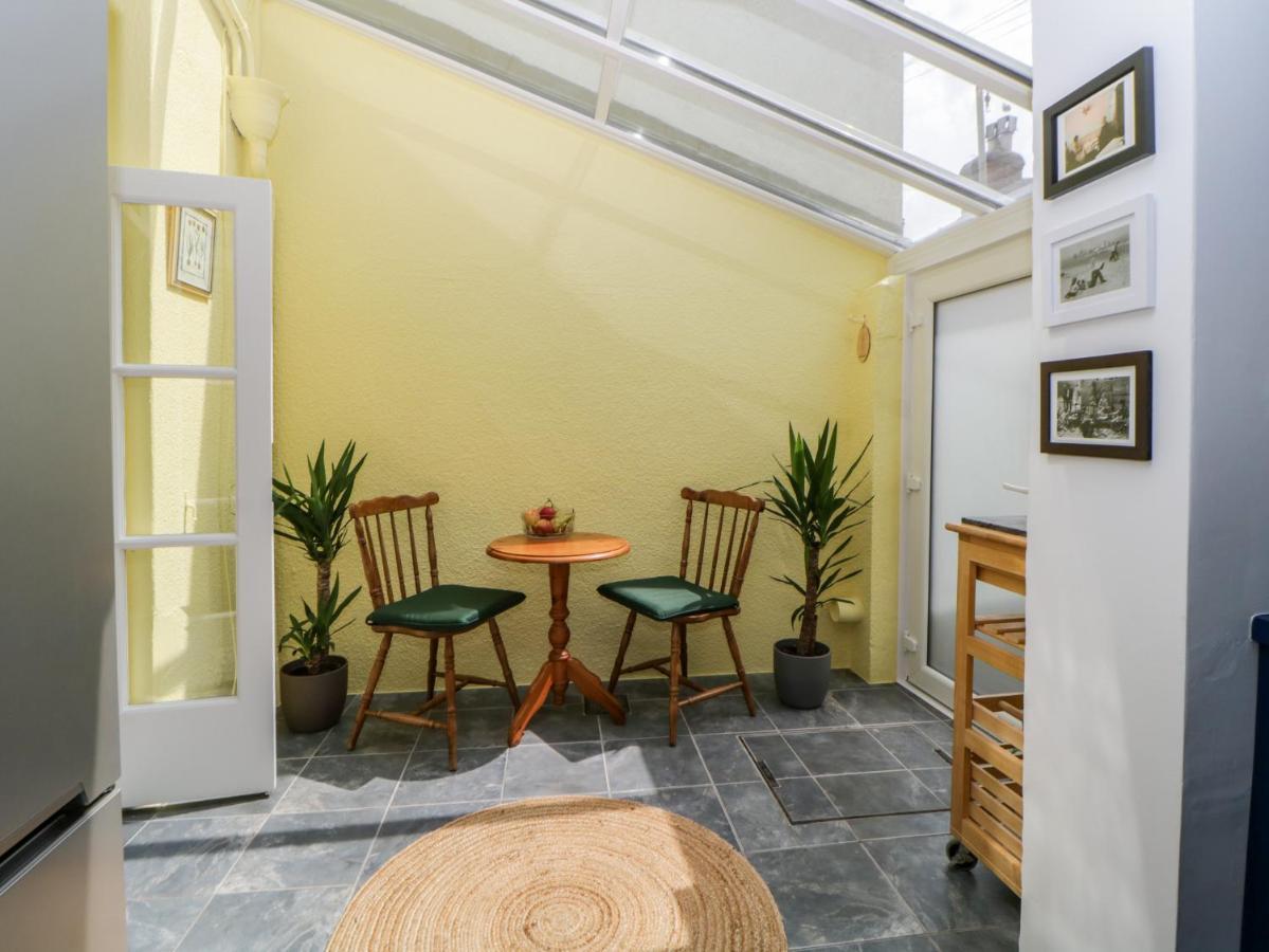 27 Exeter Street Villa Тинмут Екстериор снимка